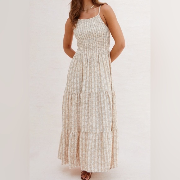 charli london Dresses & Skirts - Charli London Maxi Tiered Dress